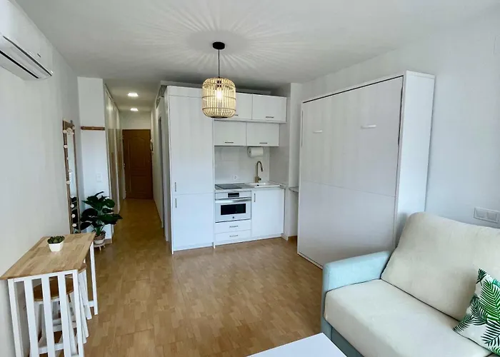 Shr057 Estudio Con Piscina Y Cerca De La Playa Нерха